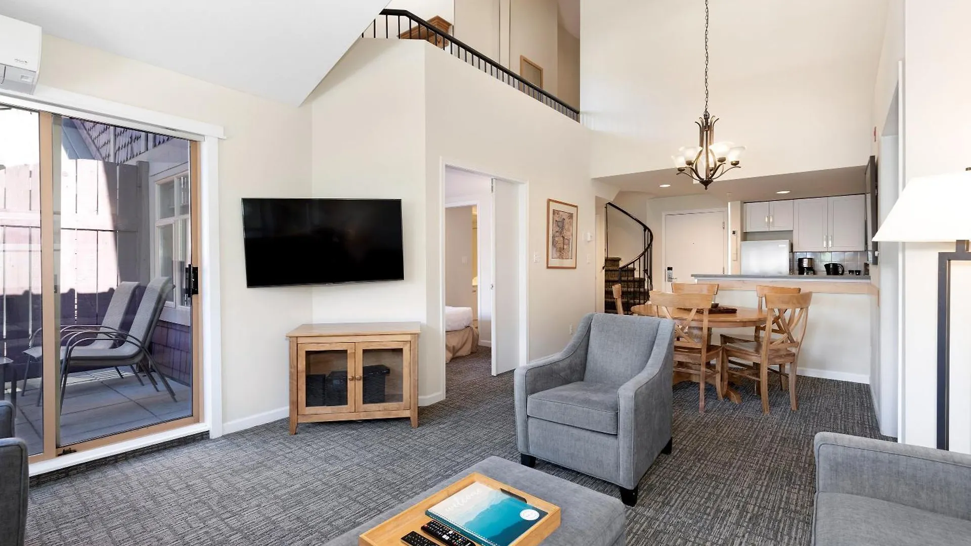 Tyndall Stone Lodge By Whiski Jack Whistler Apartment